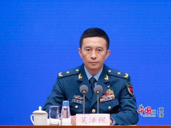 犇牛聚财 九三阅兵的装备方队中，专门安排无人、水下、网电等新型作战力量