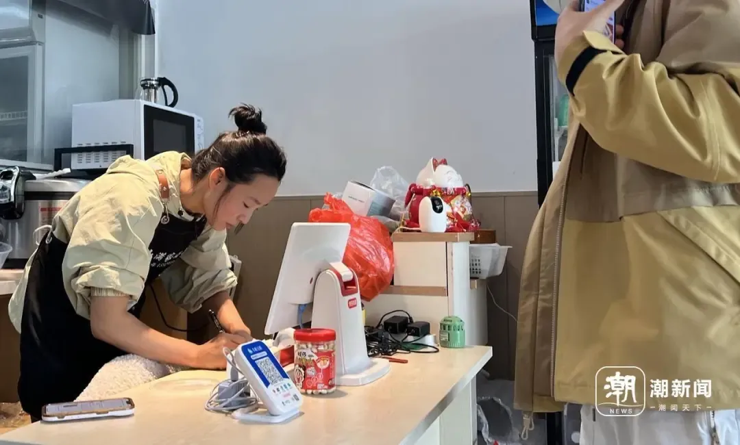 指南针股票 “住在2号楼的，打折！”